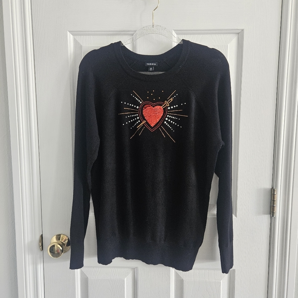 NWOT Torrid Black Sweater With Sequin Dagger Through The Heart Design